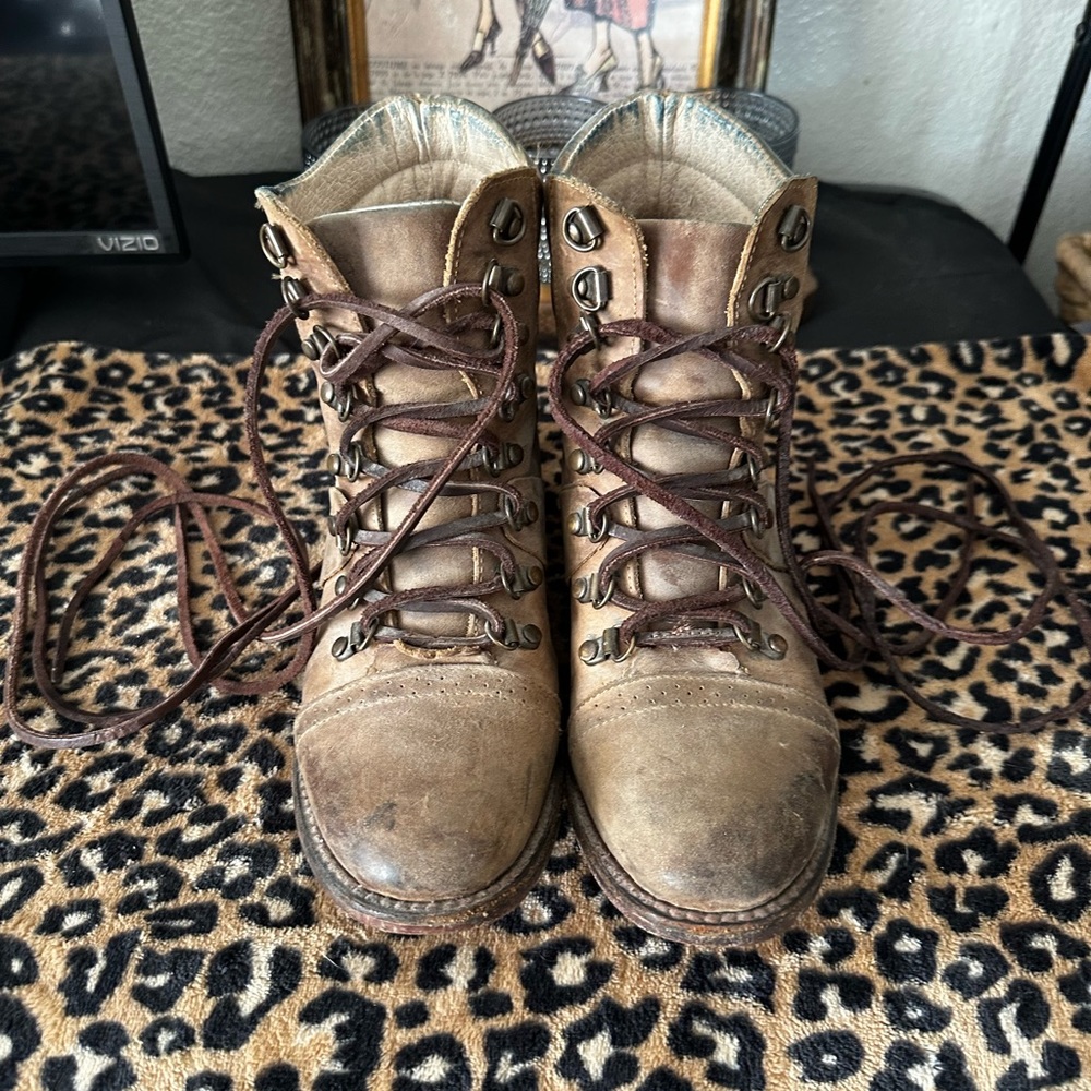Freebird by Steven Combat boot size 7